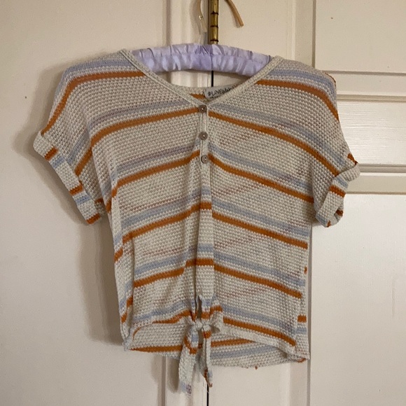 #LOVEWINS CROPPED TOP KNIT TIE T-SHIRT - Picture 2 of 5